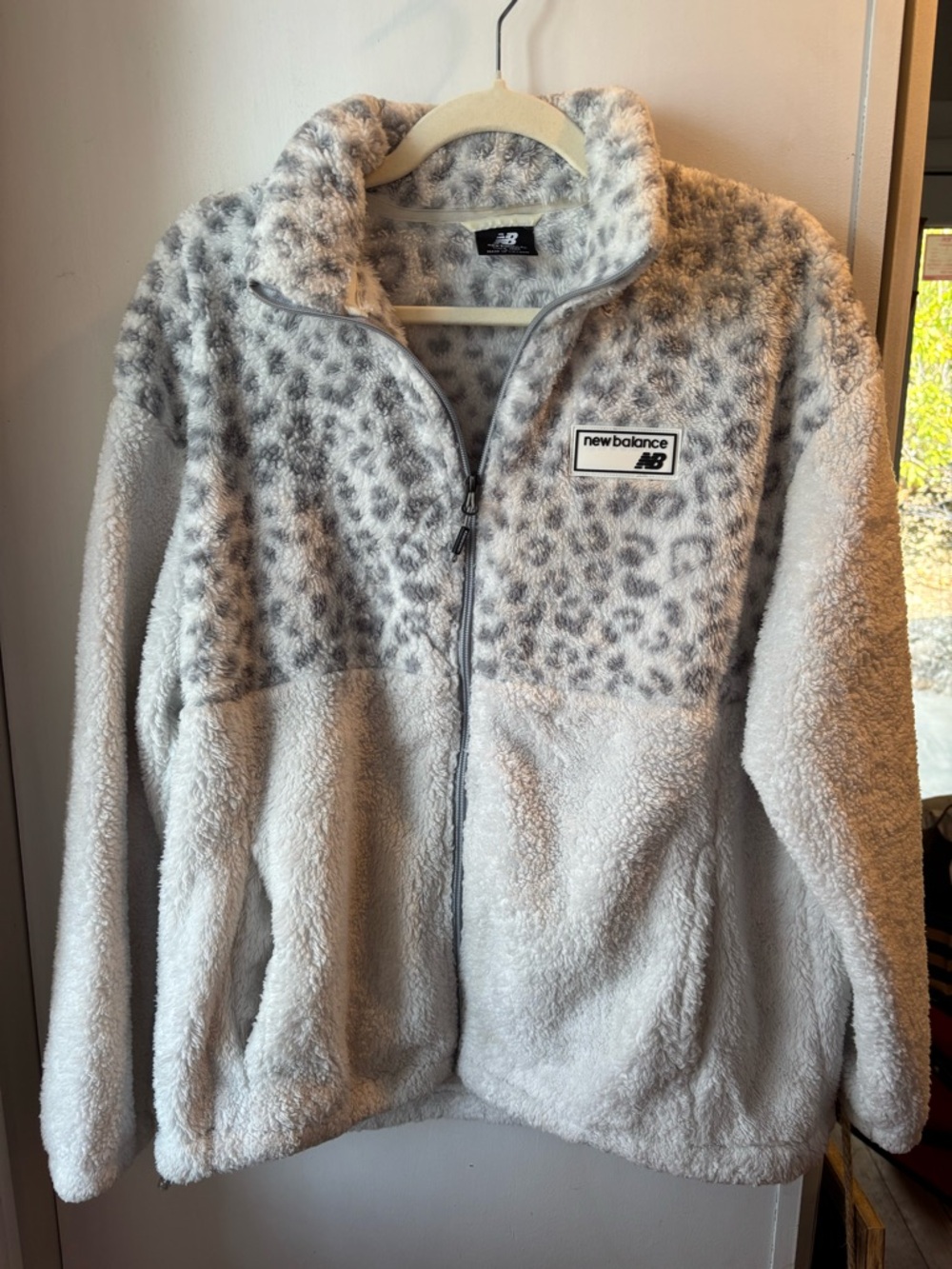 New Balance Plush Sherpa Jacket - Light Gray
